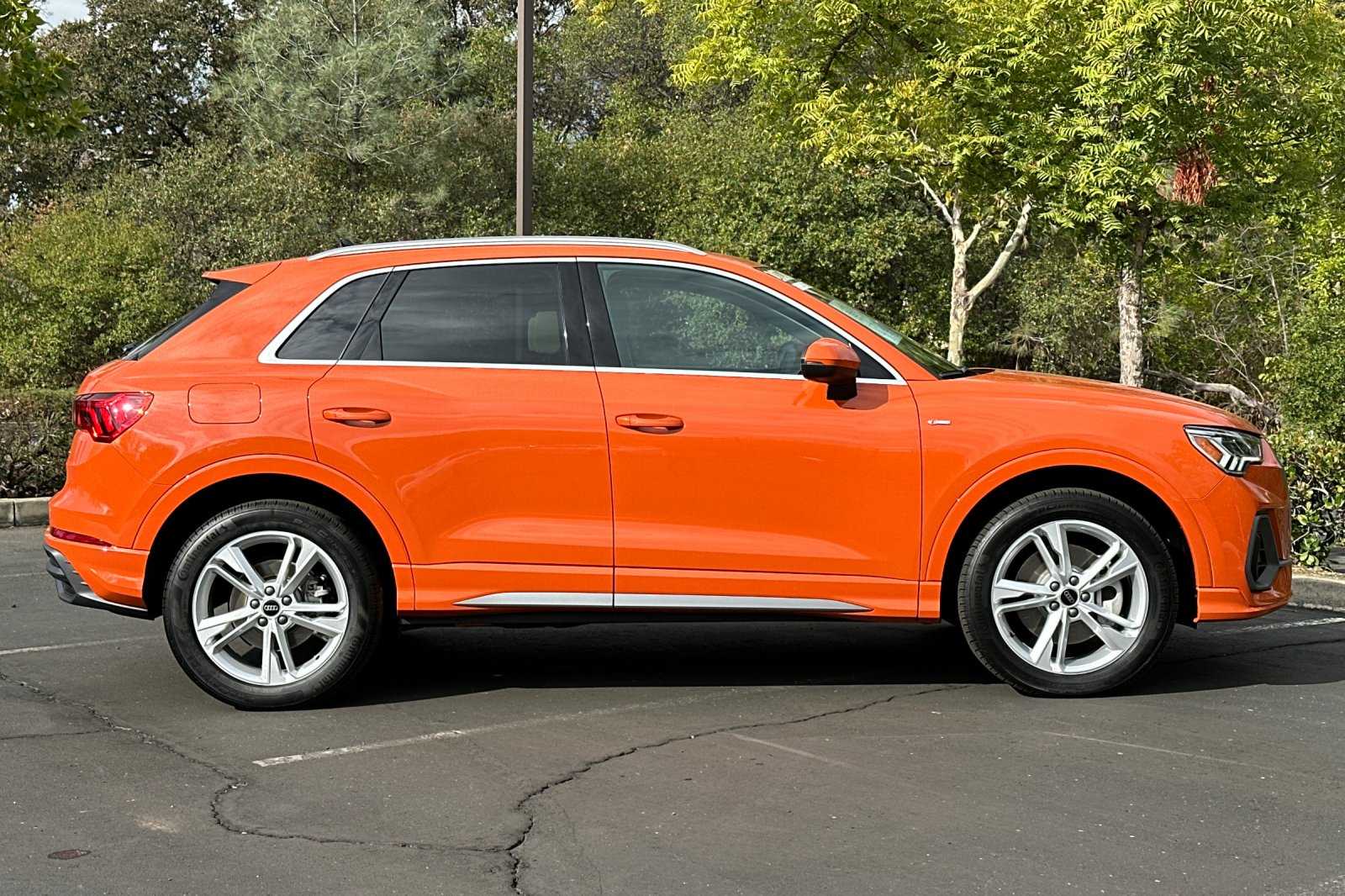 2024 Audi Q3 Premium Plus 4D Sport Utility 3