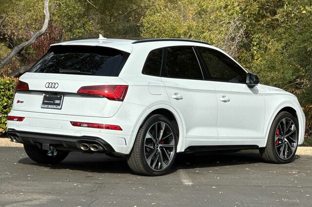 2023 Audi SQ5 Prestige 4D Sport Utility 4