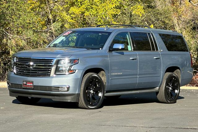 2015 Chevrolet Suburban LTZ 4D Sport Utility 8