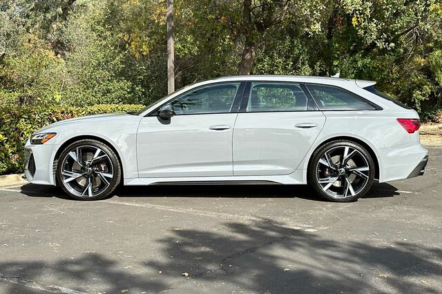 2023 Audi RS 6 4.2 4D Wagon 7