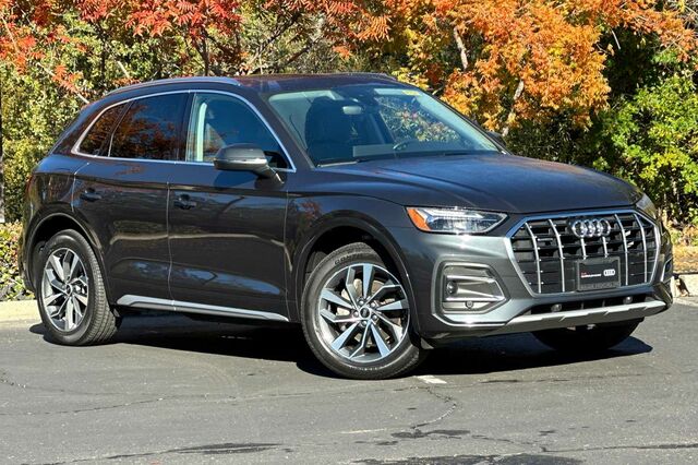 2021 Audi Q5 45 Premium 4D Sport Utility 2