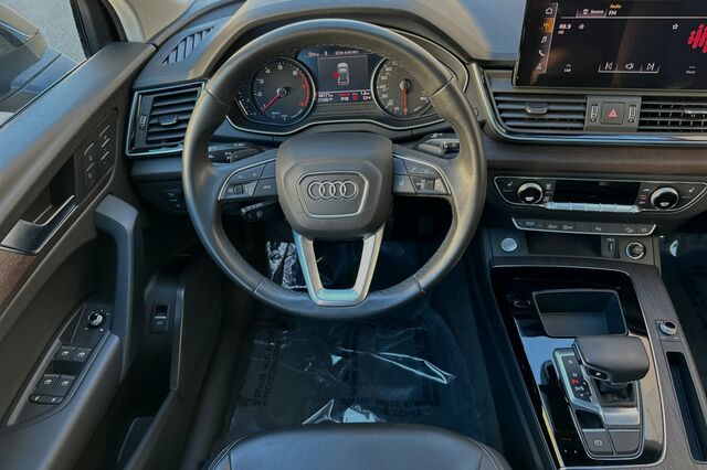 2021 Audi Q5 45 Premium 4D Sport Utility 17