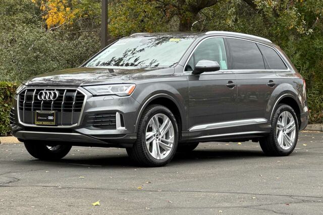 2022 Audi Q7 45 Premium Plus 4D Sport Utility 8