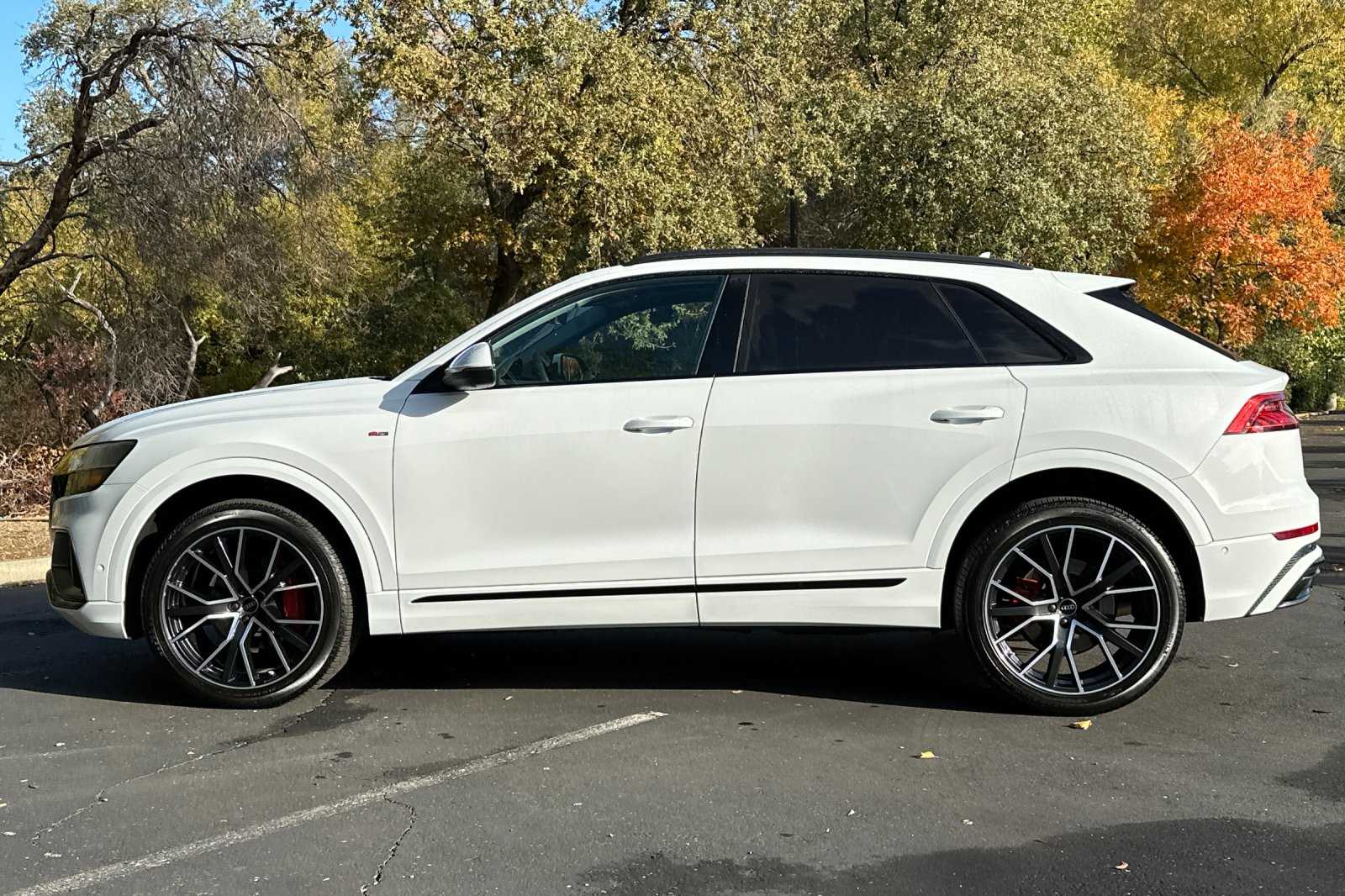 2023 Audi Q8 55 Prestige 4D Sport Utility 4