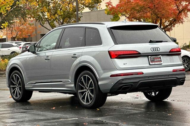 2025 Audi Q7 45 Premium Plus 4D Sport Utility 6