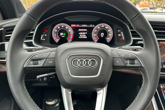 2025 Audi Q7 45 Premium Plus 4D Sport Utility 31