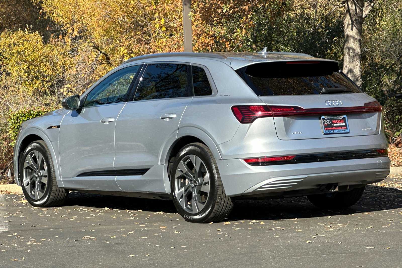 2022 Audi e-tron Premium Plus 4D Sport Utility 6