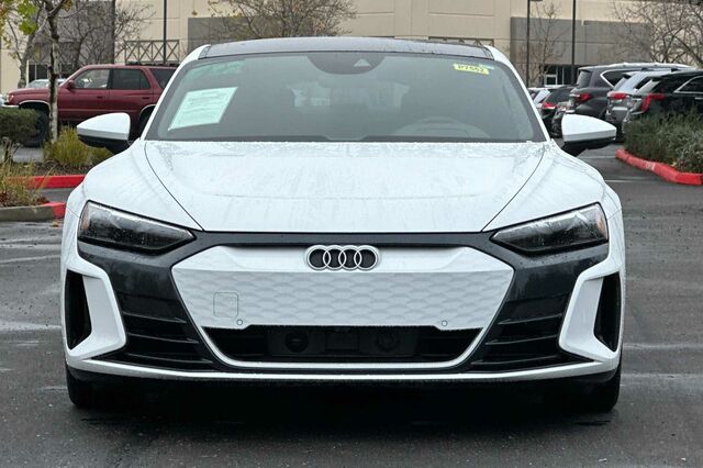 2023 Audi e-tron GT Premium Plus 4D Sedan 9