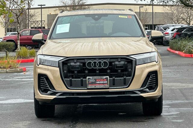 2025 Audi Q7 45 Premium Plus 4D Sport Utility 9