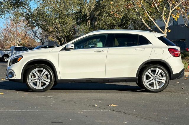 2019 Mercedes-Benz GLA GLA 250 4D Sport Utility 4MATIC 7