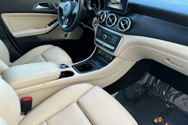 2019 Mercedes-Benz GLA GLA 250 4D Sport Utility 4MATIC 19