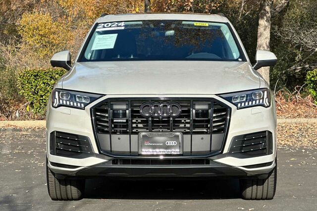 2024 Audi Q7 45 Premium Plus 4D Sport Utility 9