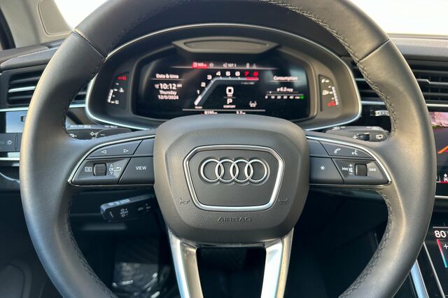 2024 Audi Q7 45 Premium Plus 4D Sport Utility 31