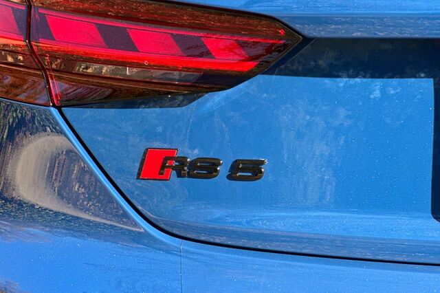 2024 Audi RS 5 2.9T 4D Hatchback 38