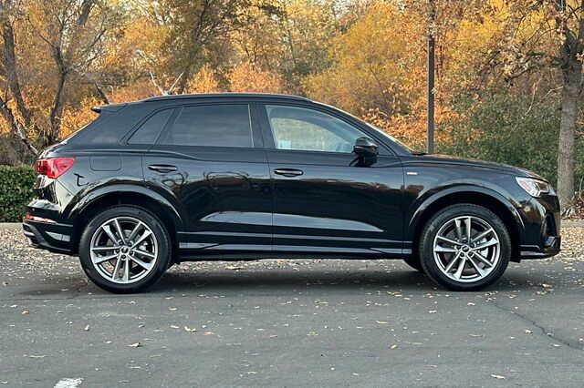 2024 Audi Q3 Premium Plus 4D Sport Utility 3