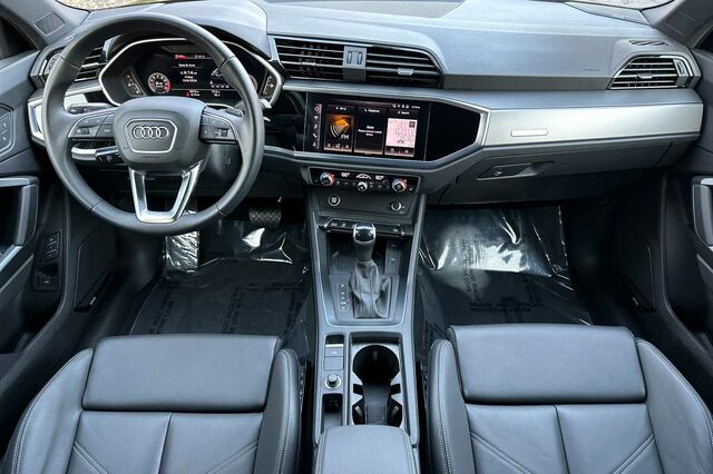 2024 Audi Q3 Premium Plus 4D Sport Utility 16