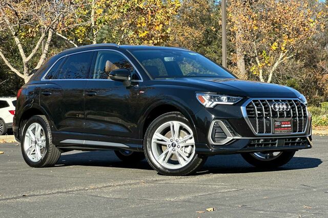 2024 Audi Q3 Premium Plus 4D Sport Utility 2