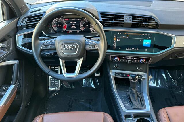 2024 Audi Q3 Premium Plus 4D Sport Utility 17