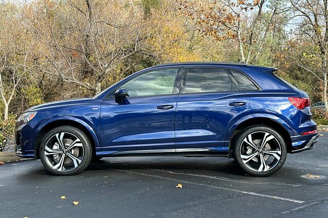 2024 Audi Q3 Premium Plus 4D Sport Utility 7