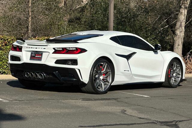 2023 Chevrolet Corvette Z06 2D Coupe 4