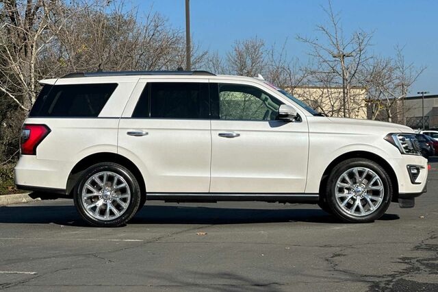 2019 Ford Expedition Limited 4D Sport Utility 3