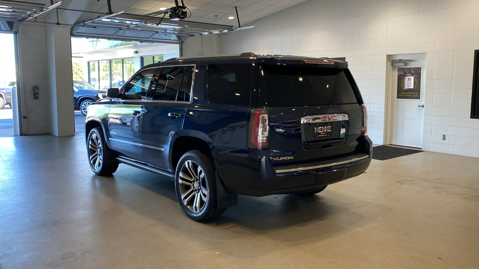 2019 GMC Yukon Denali 8