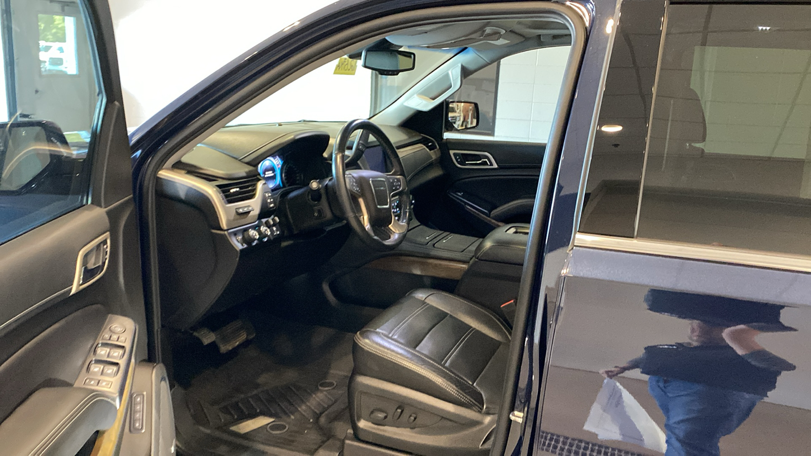 2019 GMC Yukon Denali 24