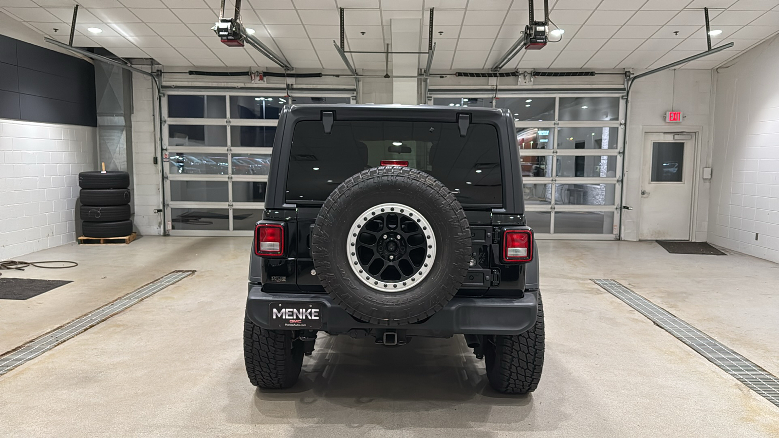 2020 Jeep Wrangler Unlimited Willys 7