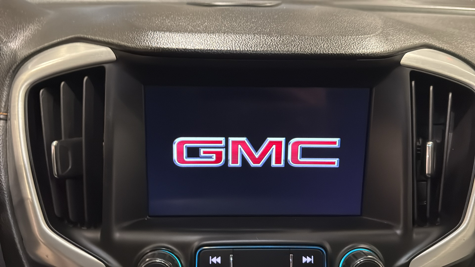 2020 GMC Terrain SLT 29