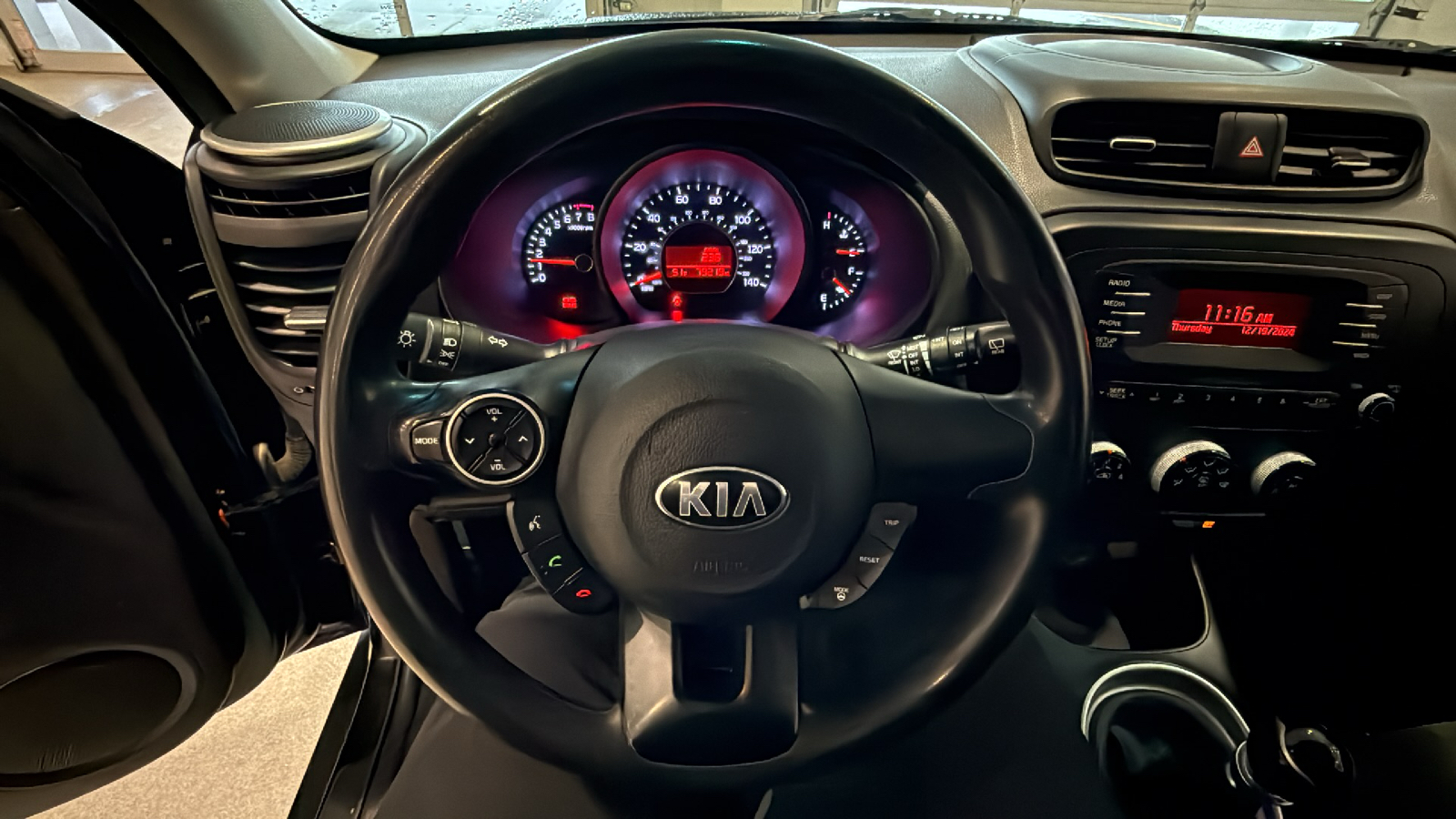 2014 Kia Soul Base 27