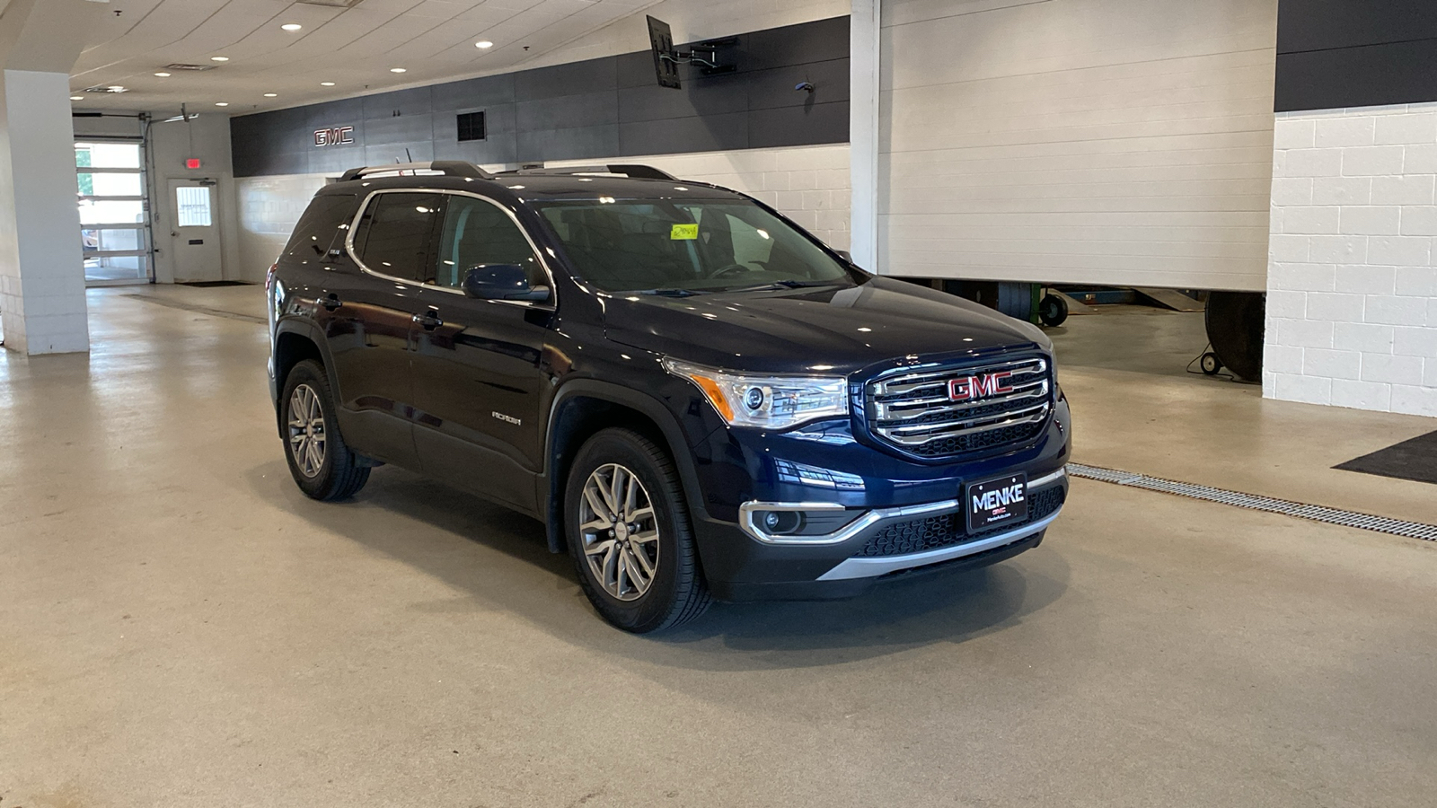 2017 GMC Acadia SLE-2 4