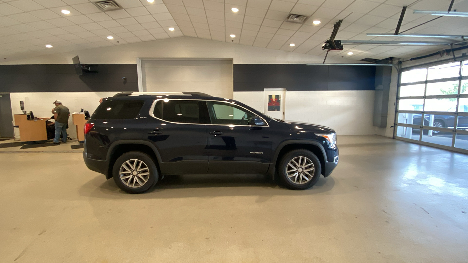 2017 GMC Acadia SLE-2 5