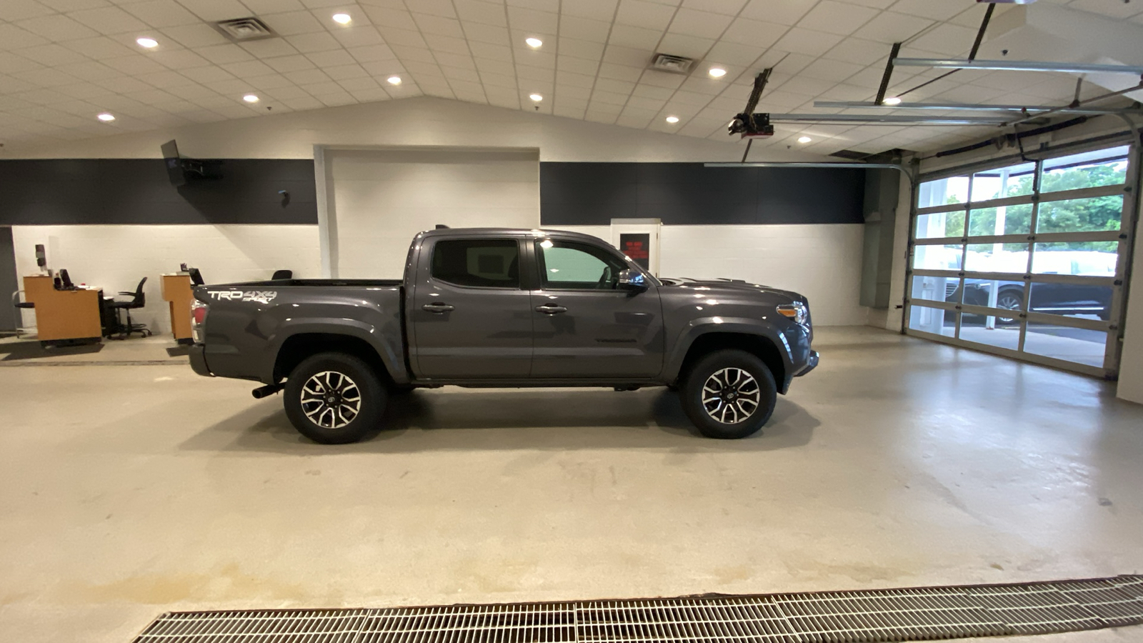 2023 Toyota Tacoma TRD Sport 5