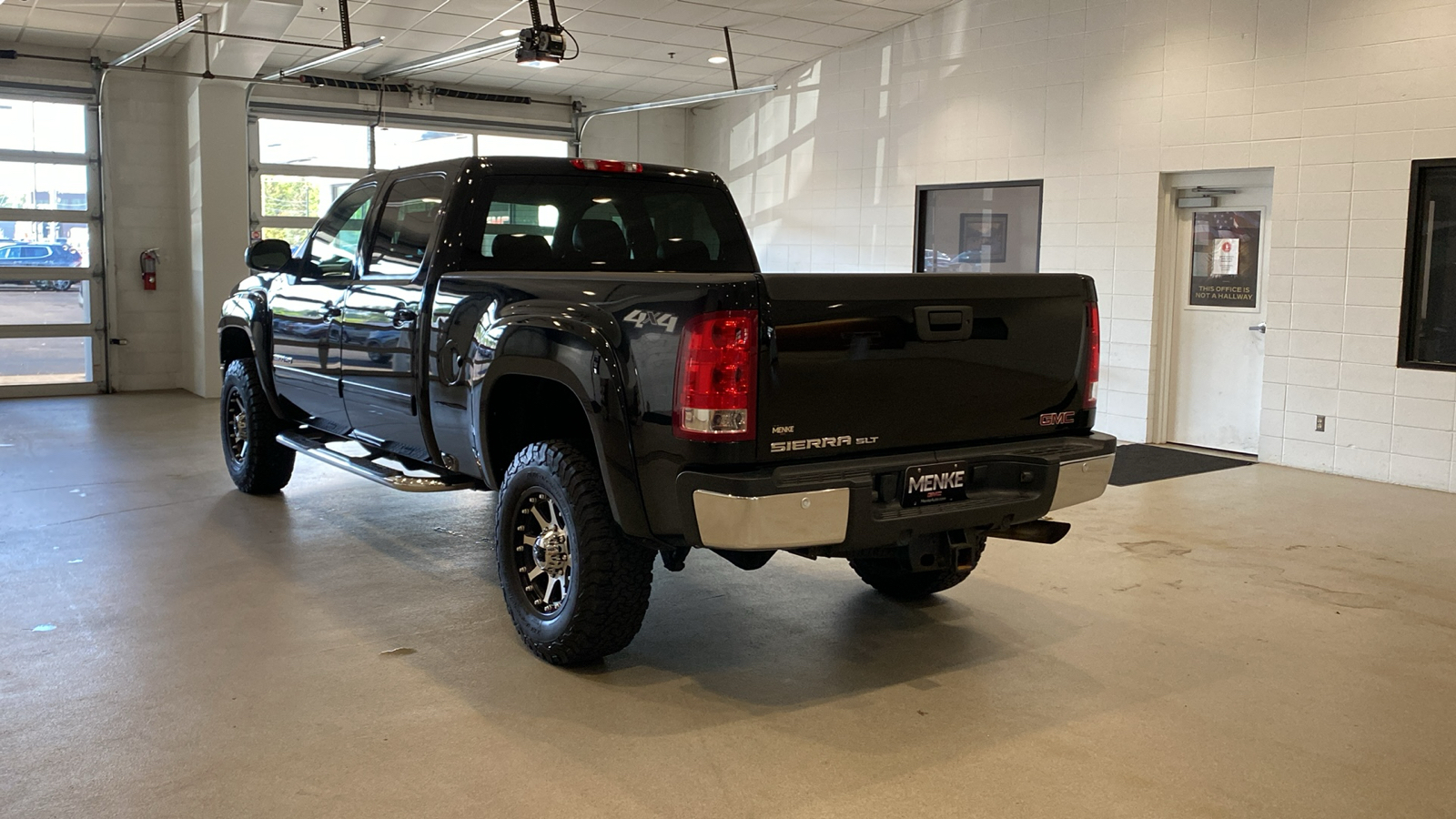 2011 GMC Sierra 2500HD SLT 8