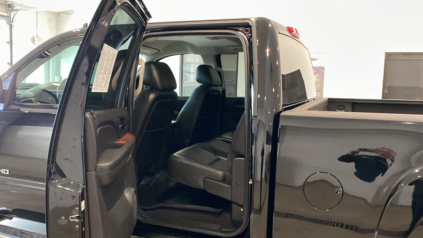 2011 GMC Sierra 2500HD SLT 16