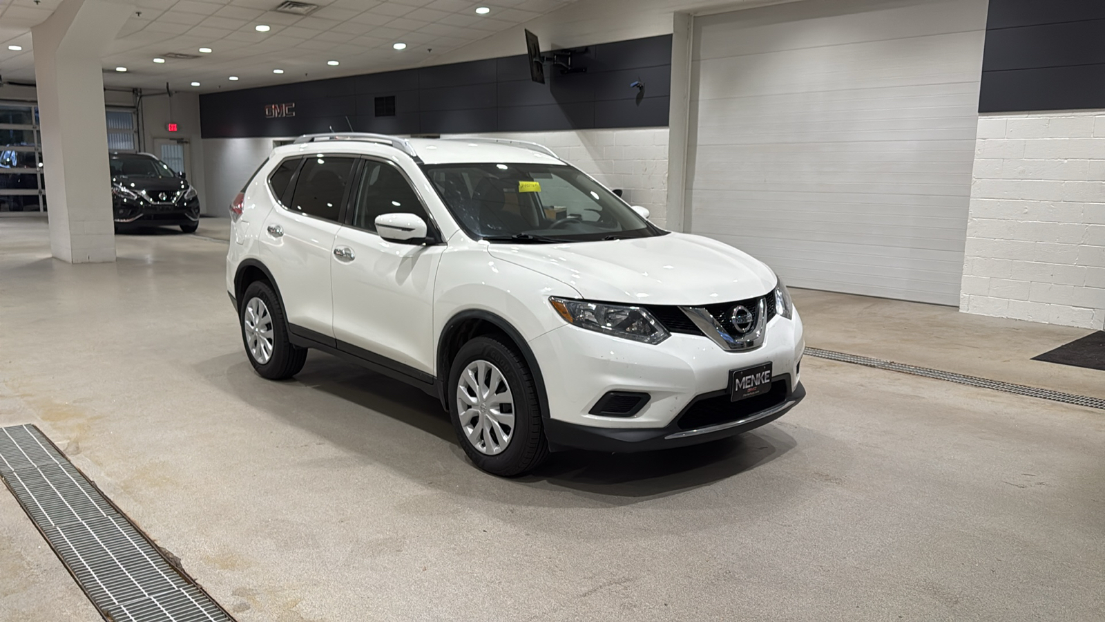 2016 Nissan Rogue S 4