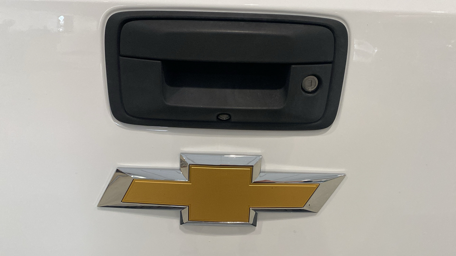 2015 Chevrolet Silverado 2500HD High Country 9
