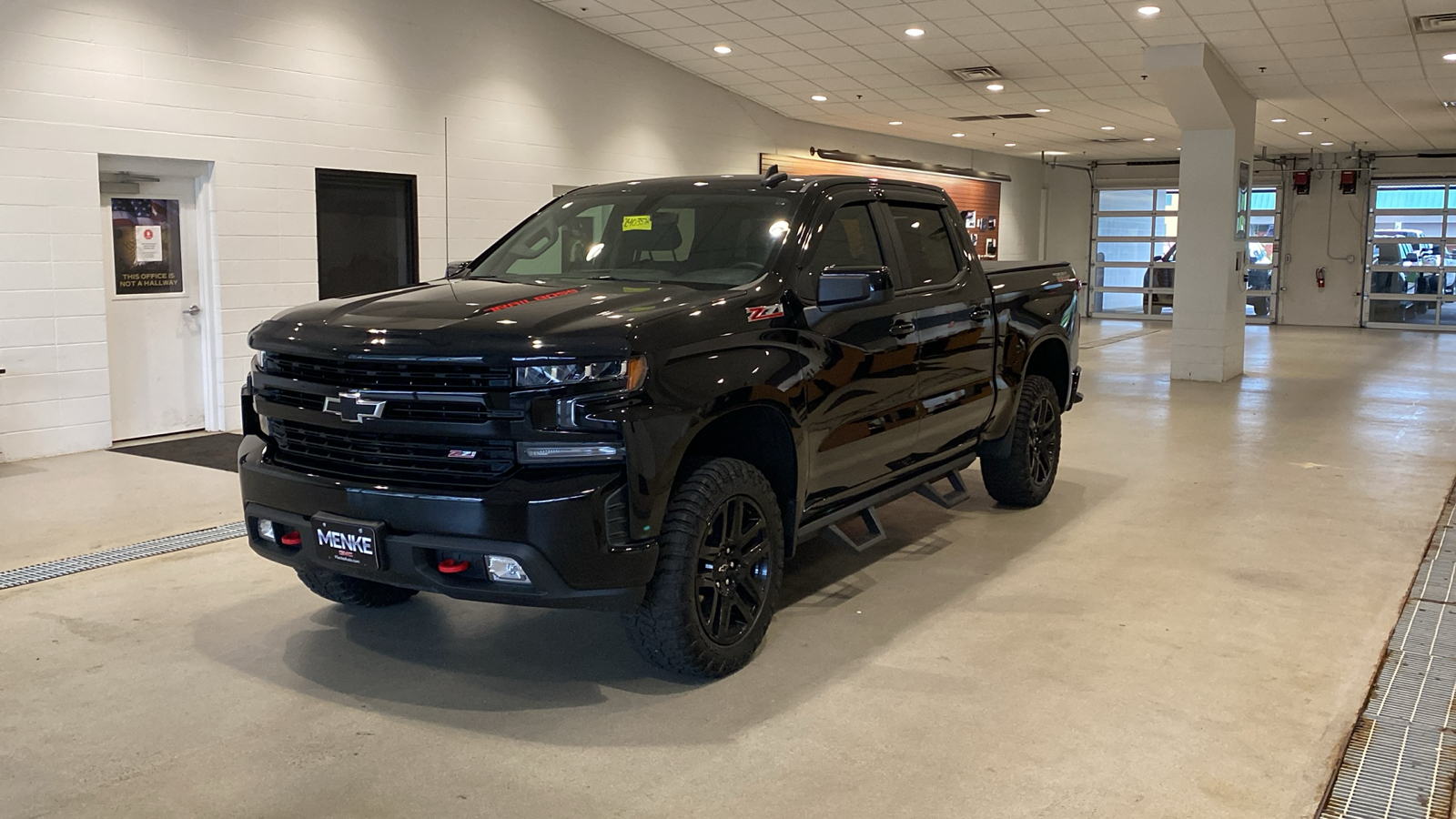 2021 Chevrolet Silverado 1500 LT Trail Boss 2