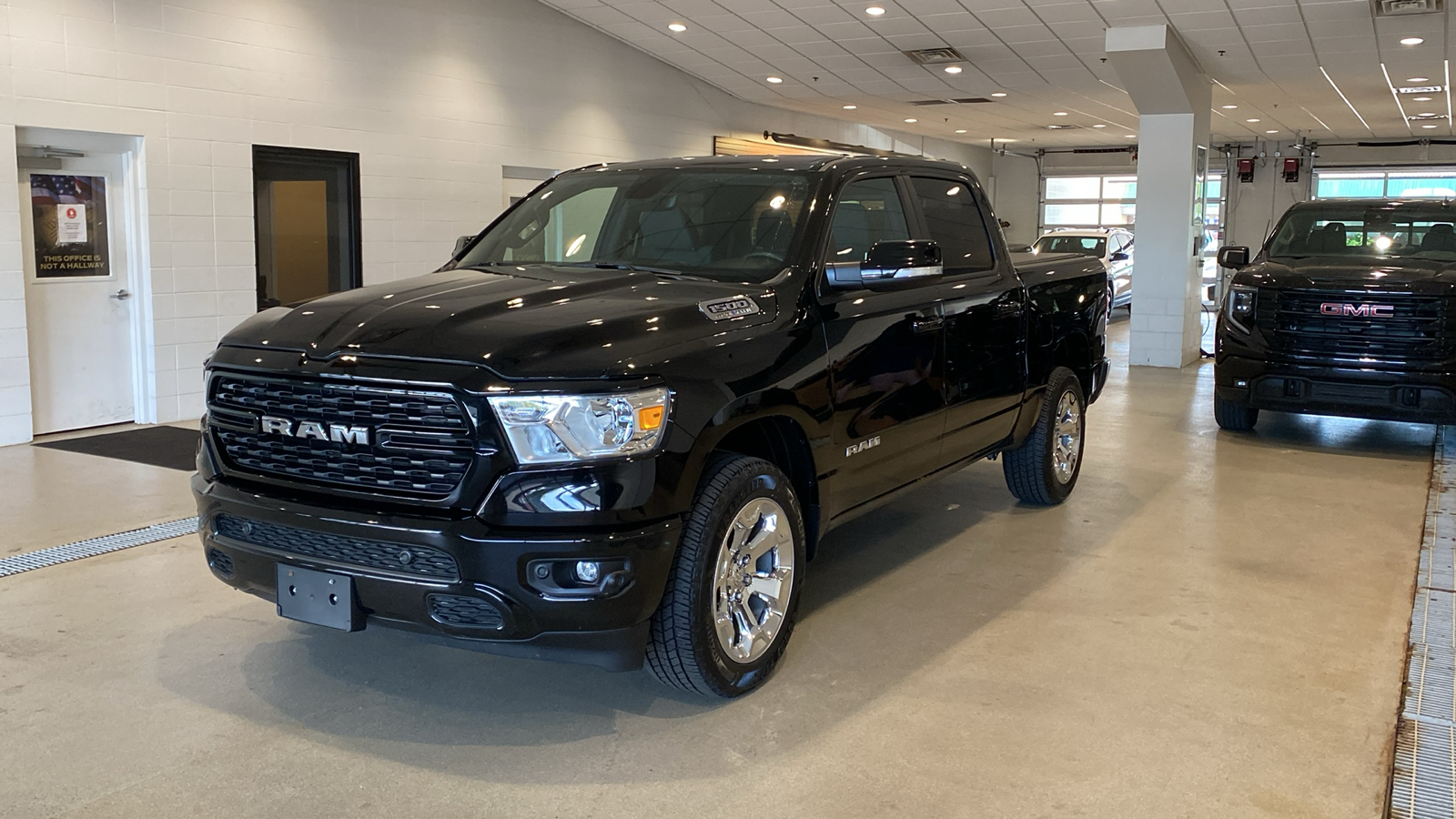 2022 Ram 1500 Big Horn/Lone Star 2