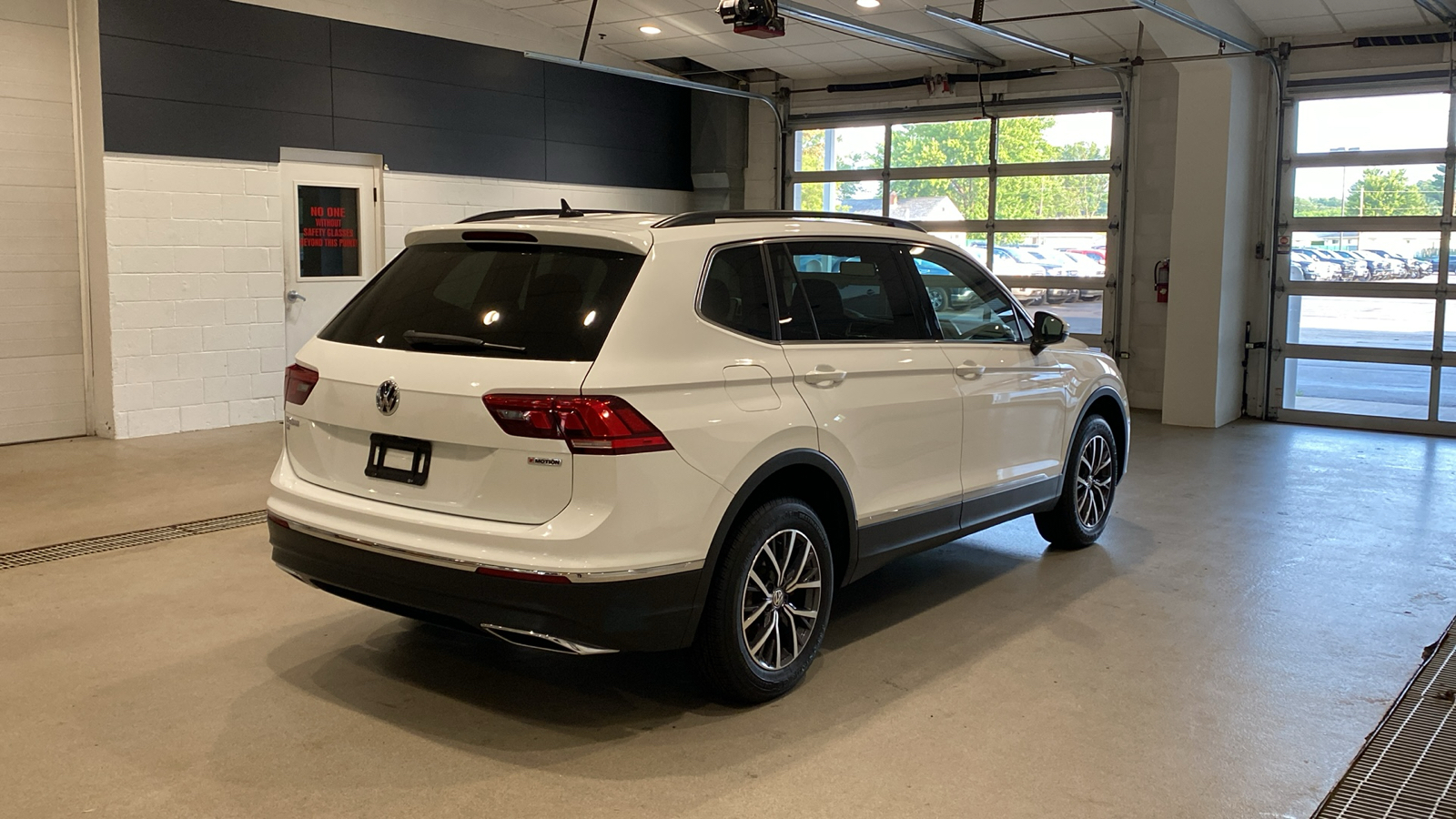 2020 Volkswagen Tiguan 2.0T SEL 6