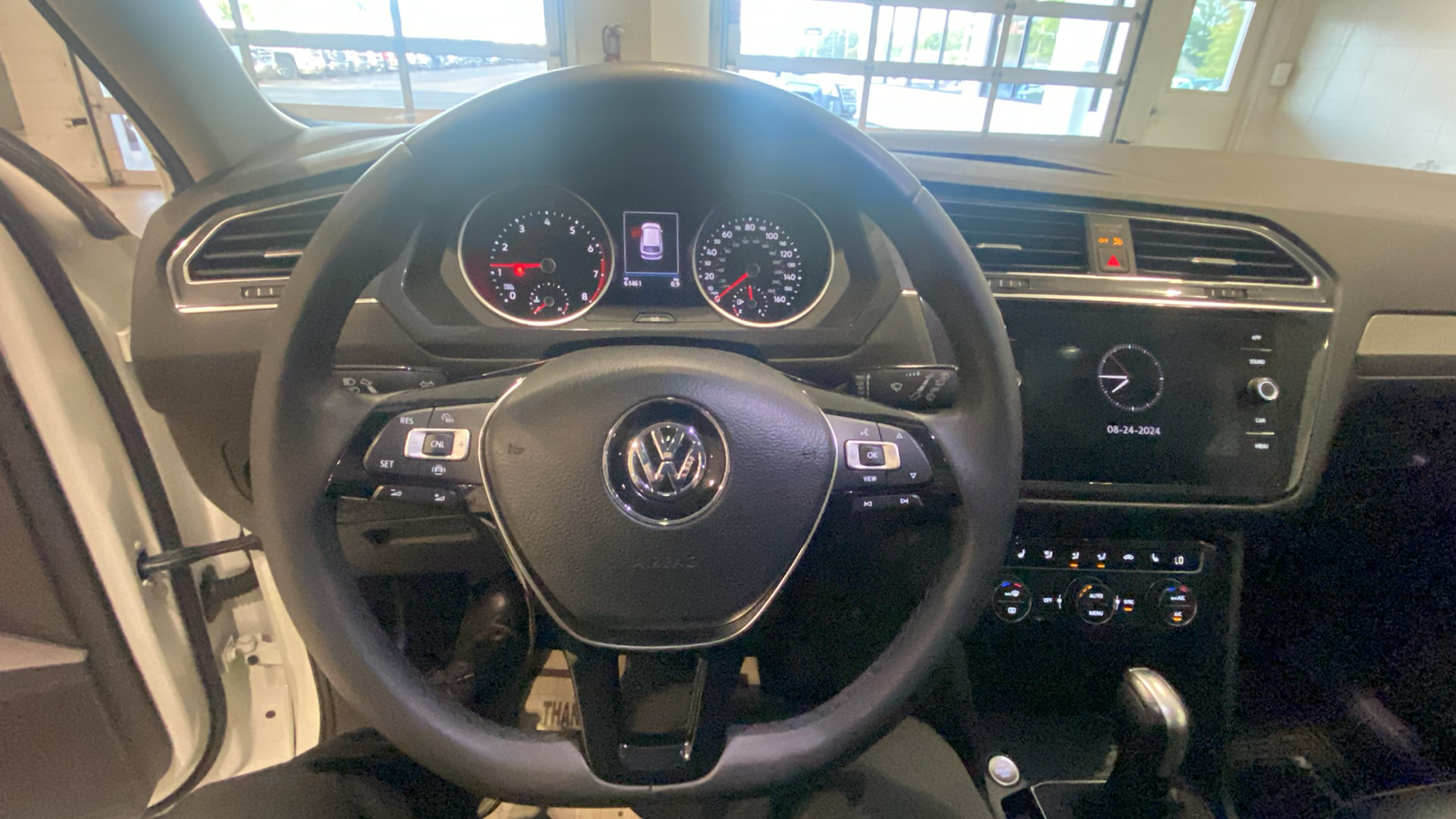 2020 Volkswagen Tiguan 2.0T SEL 29