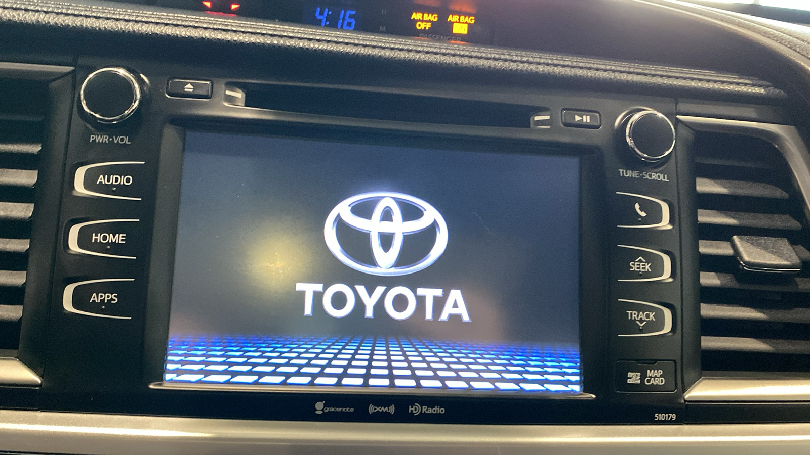 2017 Toyota Highlander XLE 23