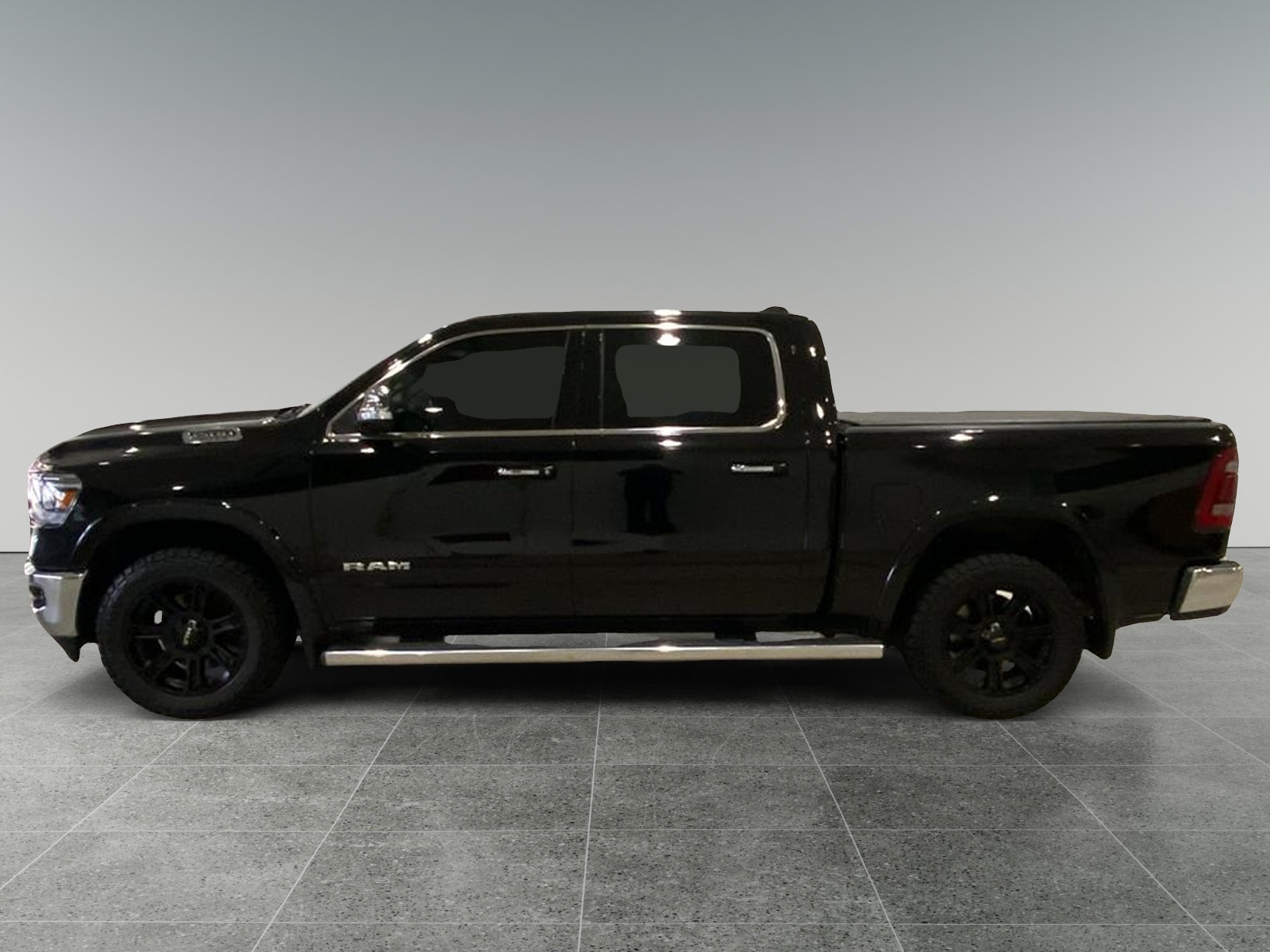 2019 Ram 1500 Laramie 1