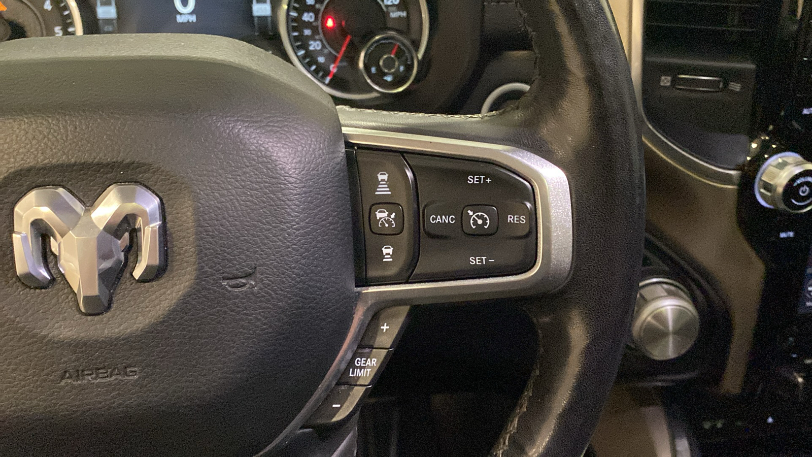 2019 Ram 1500 Laramie 29