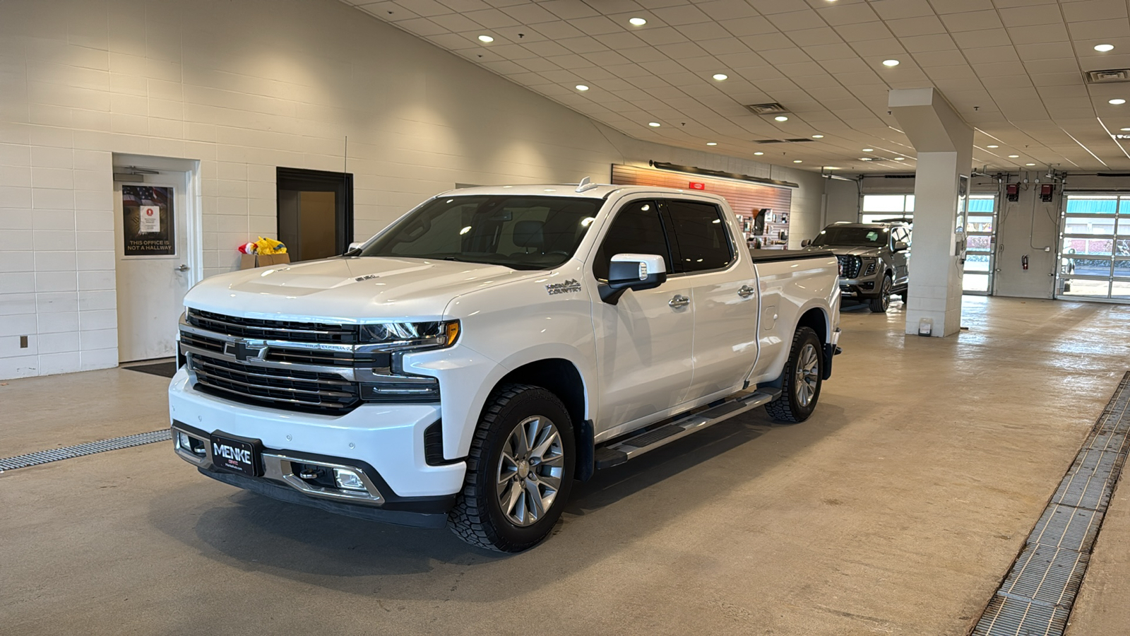 2019 Chevrolet Silverado 1500 High Country 2