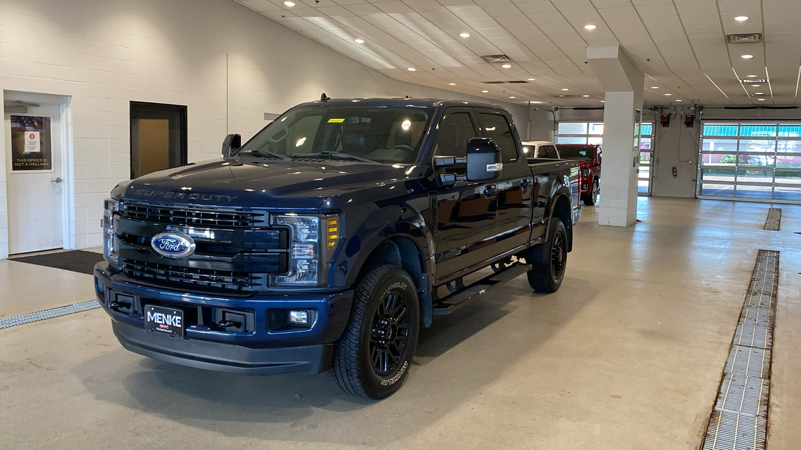 2019 Ford F-250SD Lariat 2