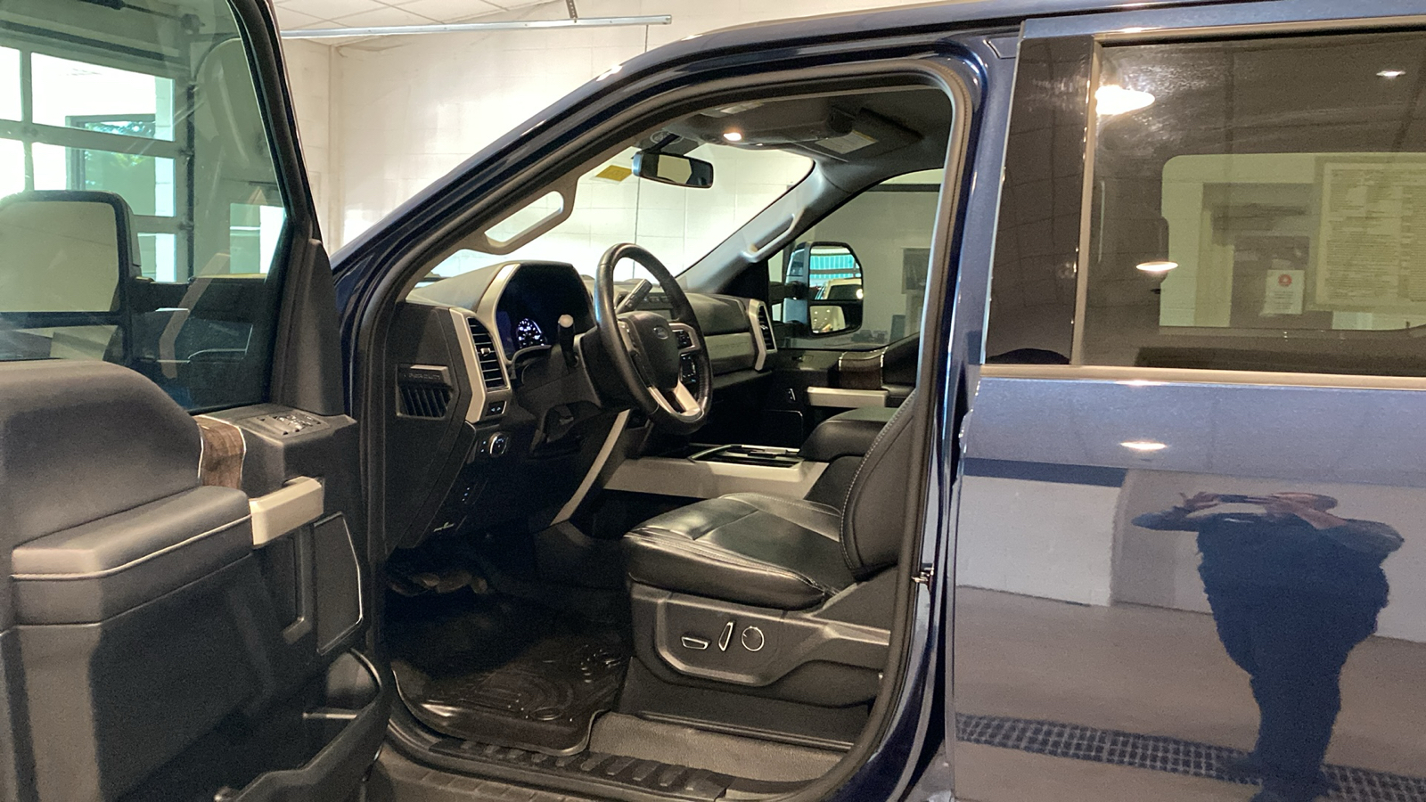 2019 Ford F-250SD Lariat 21