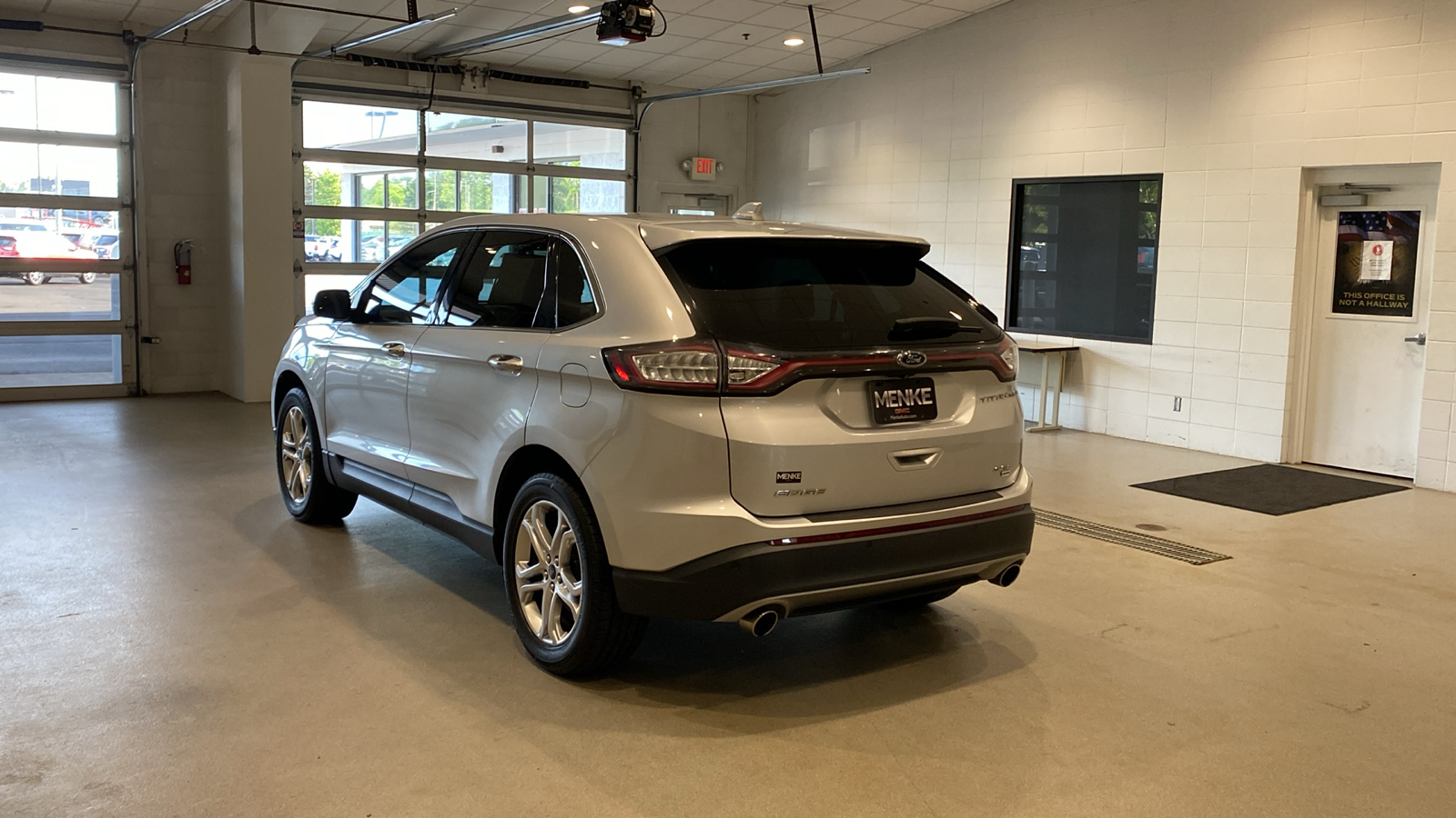 2018 Ford Edge Titanium 8