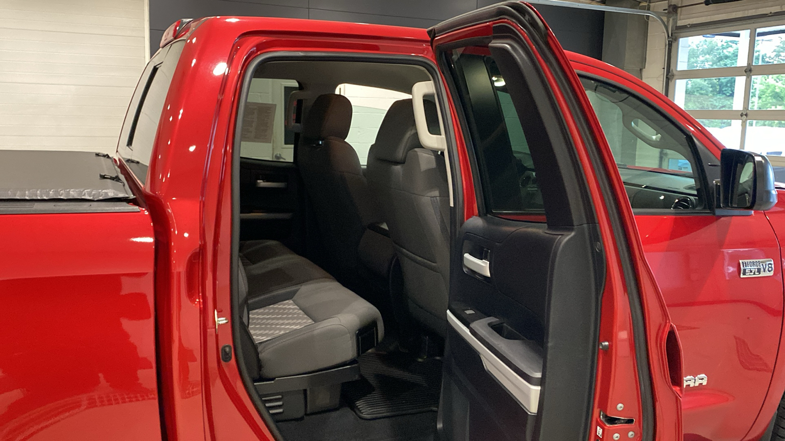 2018 Toyota Tundra SR5 14