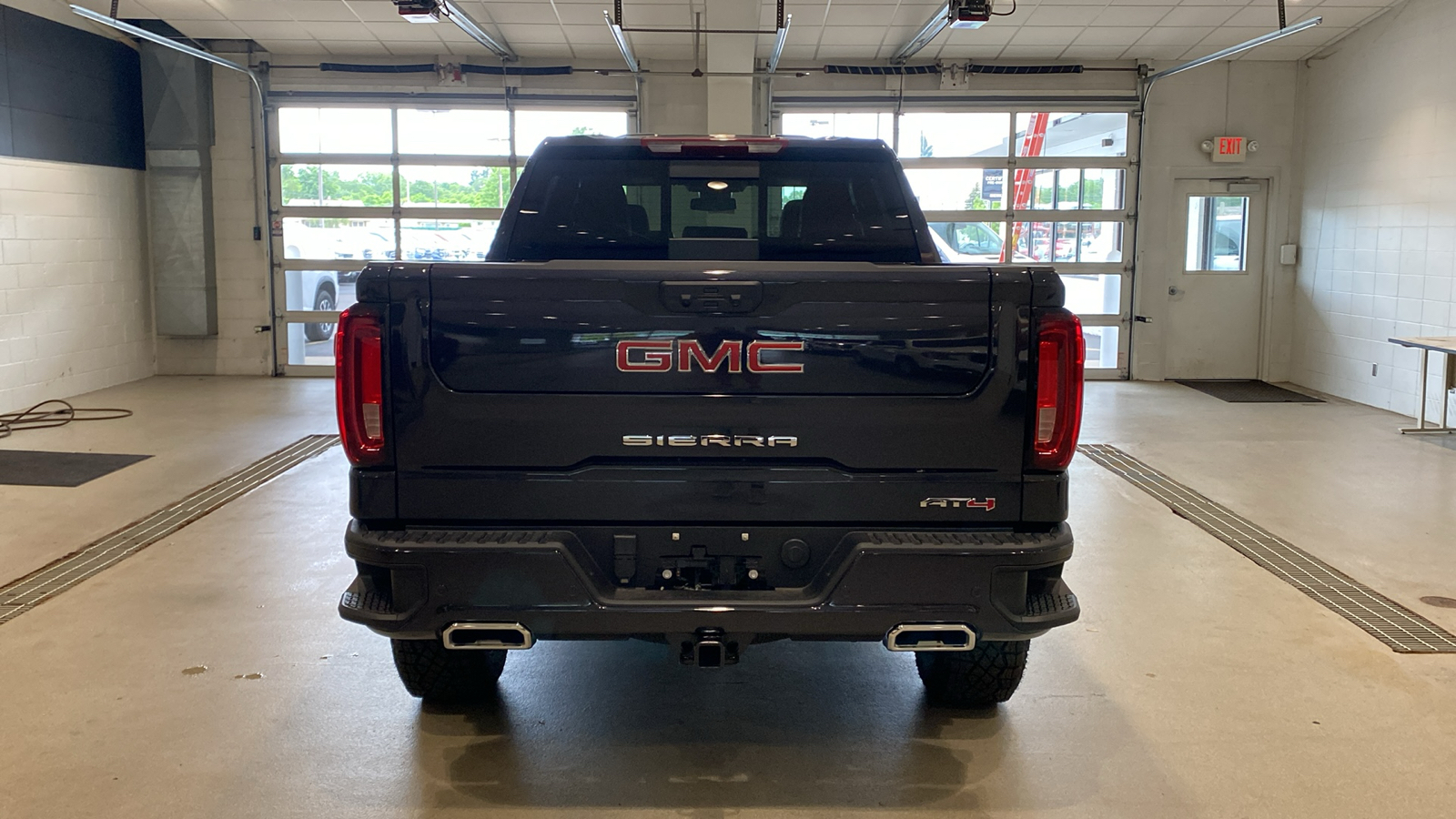 2024 GMC Sierra 1500 AT4 7